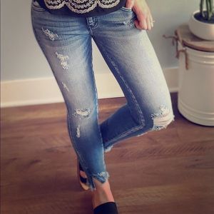 KanCan Split Hem Distressed Skinny Jeans